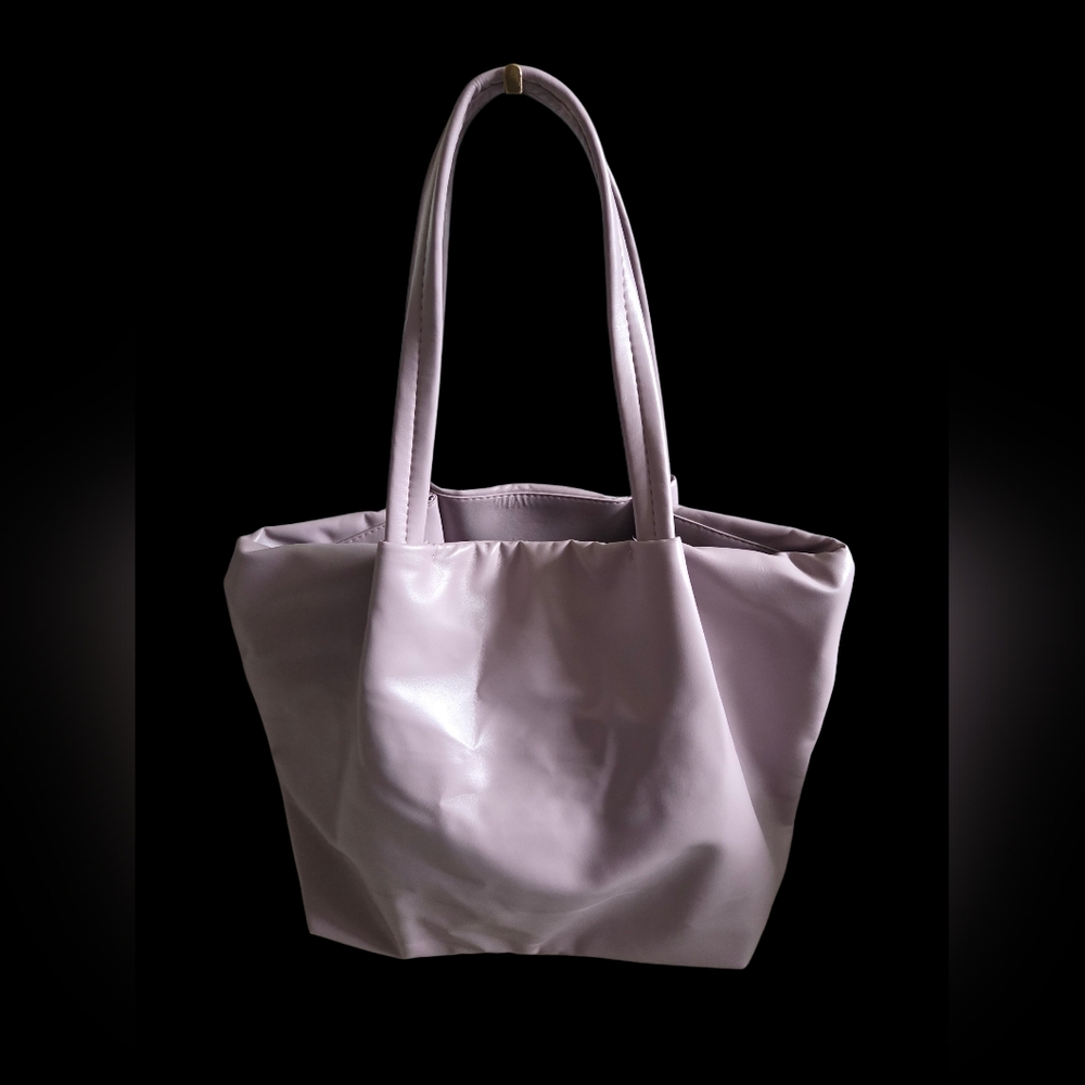 💜NWOT Large Neiman Marcus Lilac Tote💜